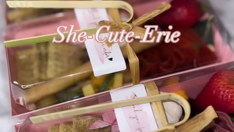 She-Tasty😋 She-Cute💕She-Cute-Erie✨Catering our very first event today. So excited for what’s to come! 💋#shecuteerie #charcuterie #charcuterieboard #peoriaillinois #peoria #illinois #catering #catering